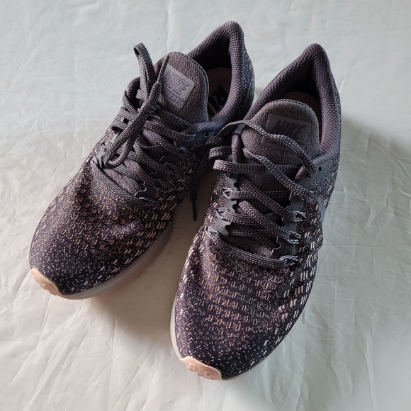 Nike Shoes - Nike zoom pegasus 35 running shoes size 7